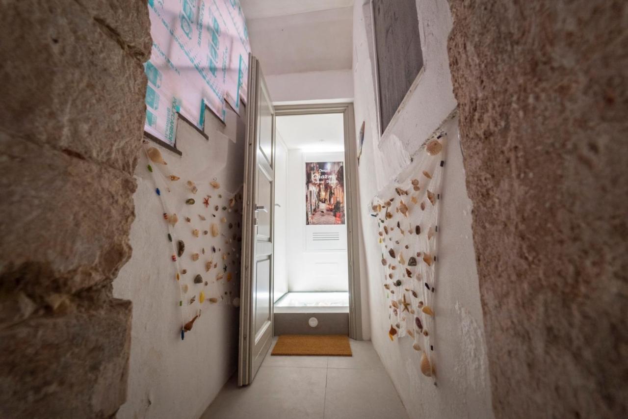 Ortigia Charme Piazza Duomo Apartment